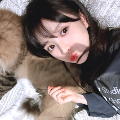 田曦薇头像