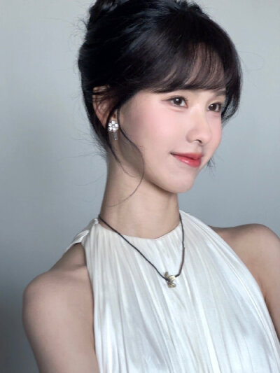陈都灵