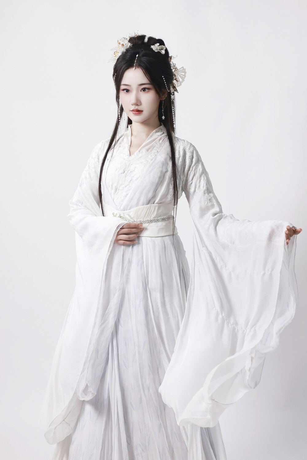 又是月明时 顾又笙