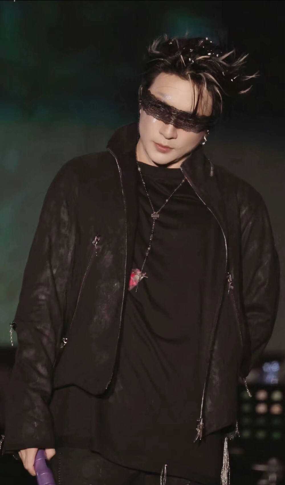 始于颜值，陷于才华，忠于人品。 我心里的大太阳～最好的薛之谦