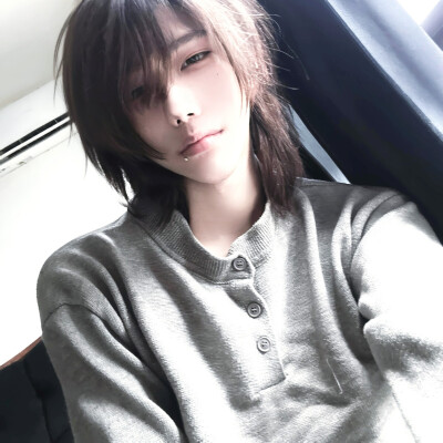 男头
二传头像注明出处