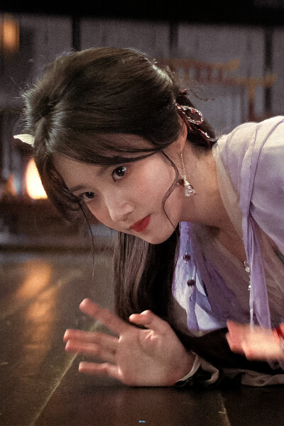 入青云 卢昱晓