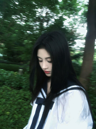 鞠婧祎
