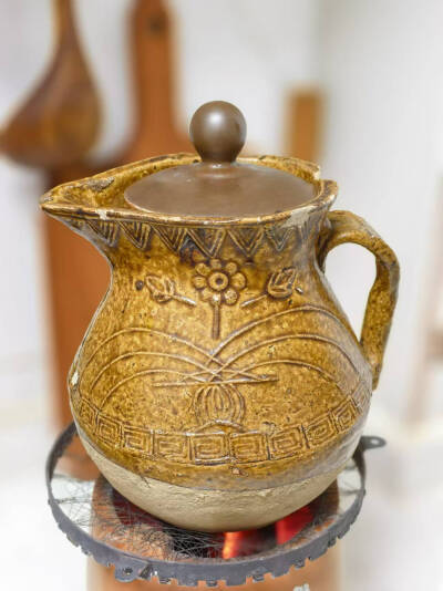 煮冰块桑葚水，鸟罐