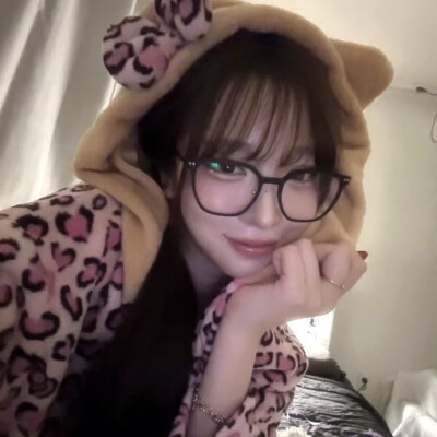 笑眼弯弯