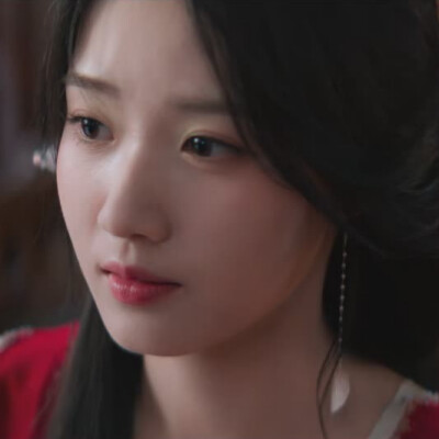 卢昱晓
入青云