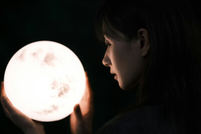 万茜