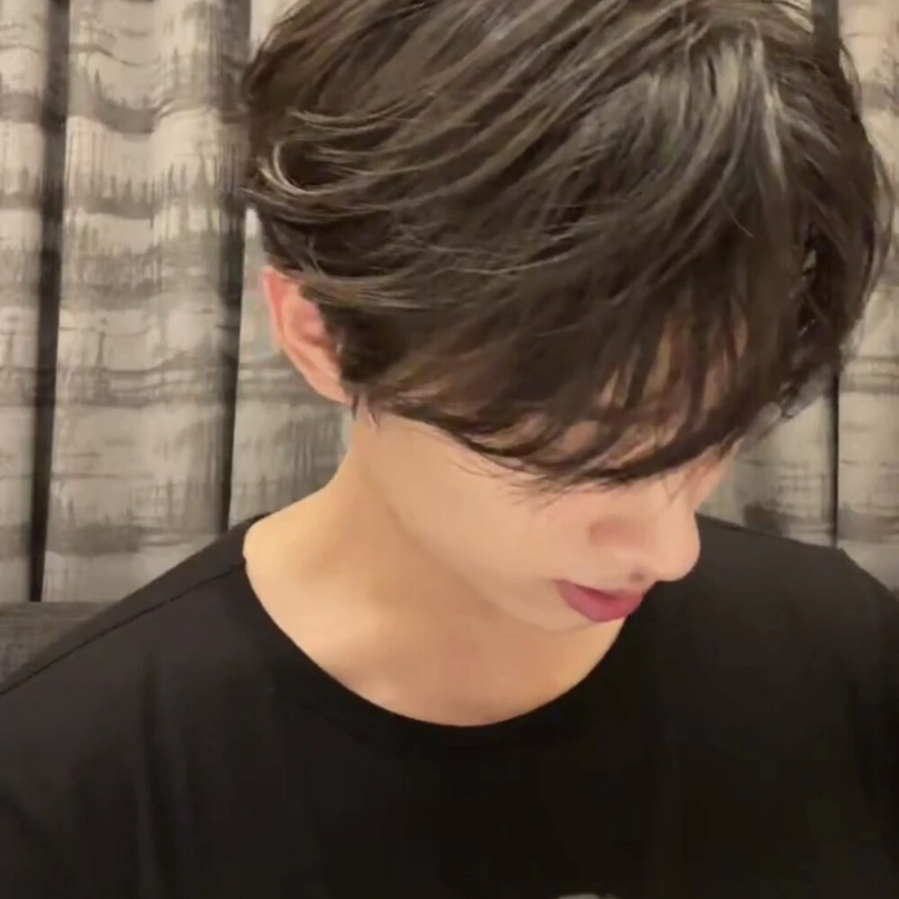 太好了我们枫辛的枫有头像用了