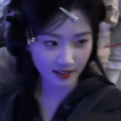 这是我私藏了好久的一组晓晓！她们说紫色很有韵味
