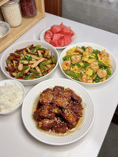 美食