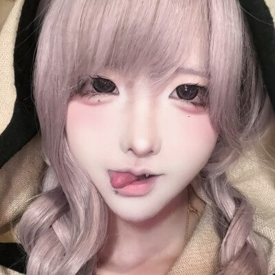 相思何处问情