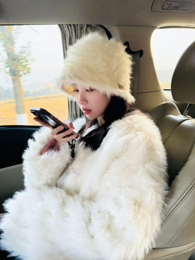 陈都灵