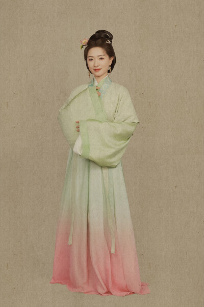 万茜
