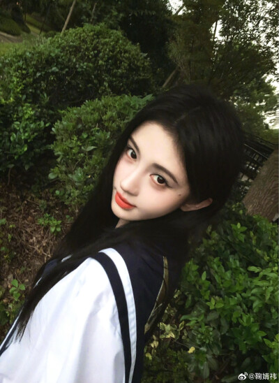 鞠婧祎