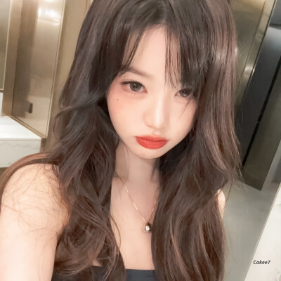 ᐟ.ᐟ坐在左边会离你的心更近吗૮ฅ•͈ ₃ •͈ฅა