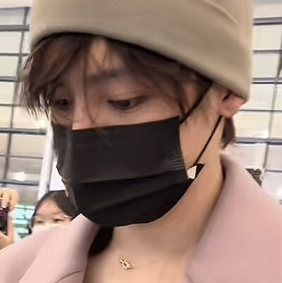 侯明昊