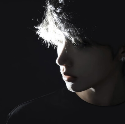 风格男头 拿图点赞关注