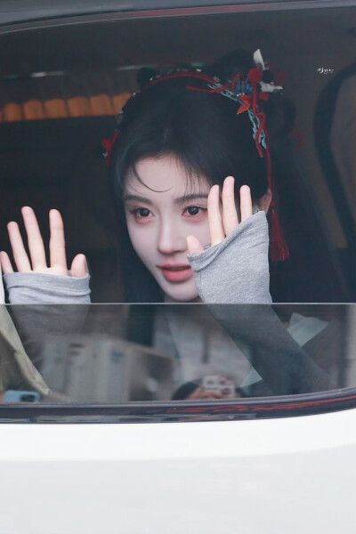 鞠婧祎