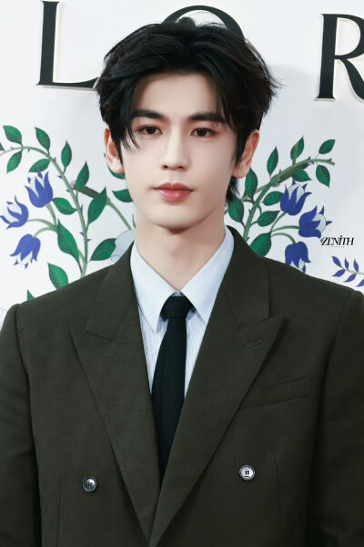 cr.ZENITH丨天穹·张凌赫