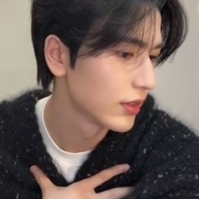 蛋挞点菜让我截的脏零鹤