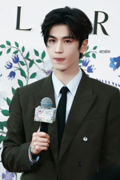cr.ZENITH丨天穹·张凌赫