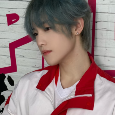 很喜欢的几张小雨雨发一下吧嗯对