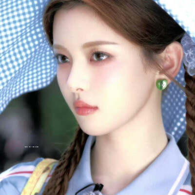 杨超越
