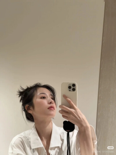 周雨彤