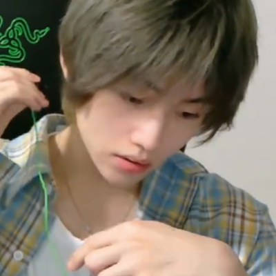 很喜欢的几张小雨雨发一下吧嗯对