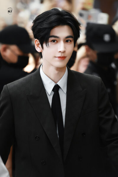 cr.PUPPY1230丨张凌赫
