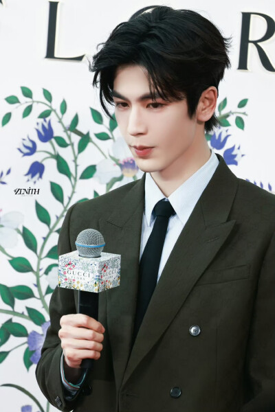 cr.ZENITH丨天穹·张凌赫
