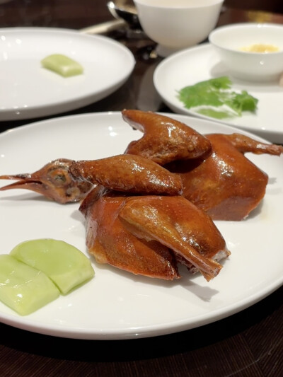 玥轩的乳鸽无可撼动第一名
皮脆肉嫩汁水炸裂