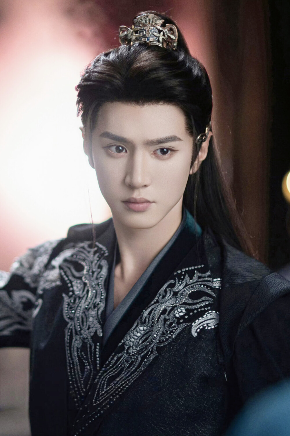 一笑随歌 凤随歌