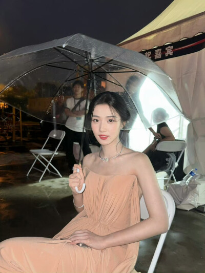 卢昱晓