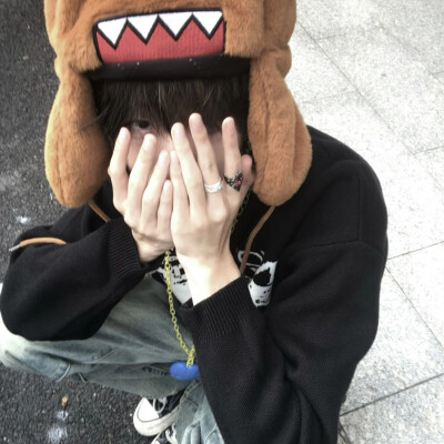 自截男头