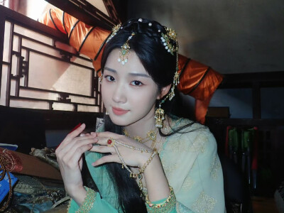 卢昱晓