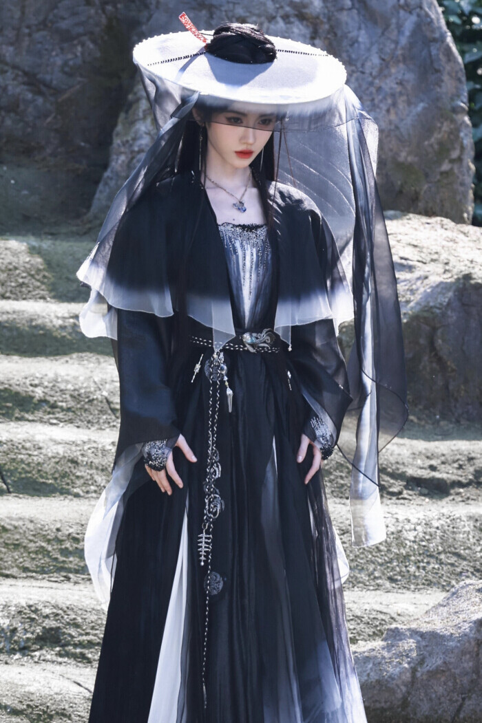 来战 阿黛 鞠婧炜