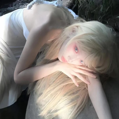 女头