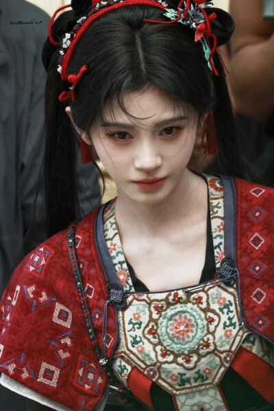 来战 阿黛 鞠婧炜