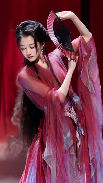 关晓彤