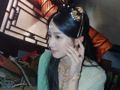 卢昱晓