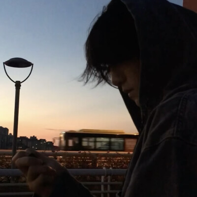 自截男头