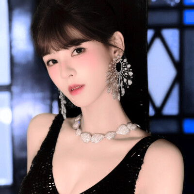 你是我第Ⅲ紀的琥珀淚