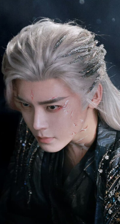 侯明昊《入青云》纪伯宰