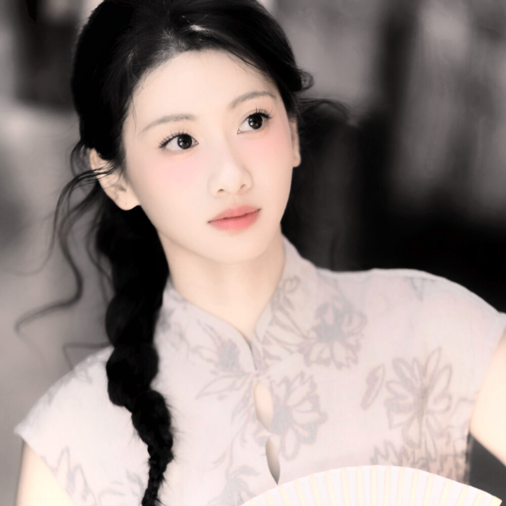 陈文嘉送的！！！超级好看，主播最近小小回归一下，会补赞补收藏的哈