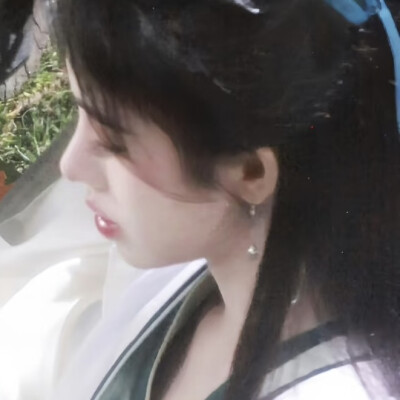 鞠婧祎