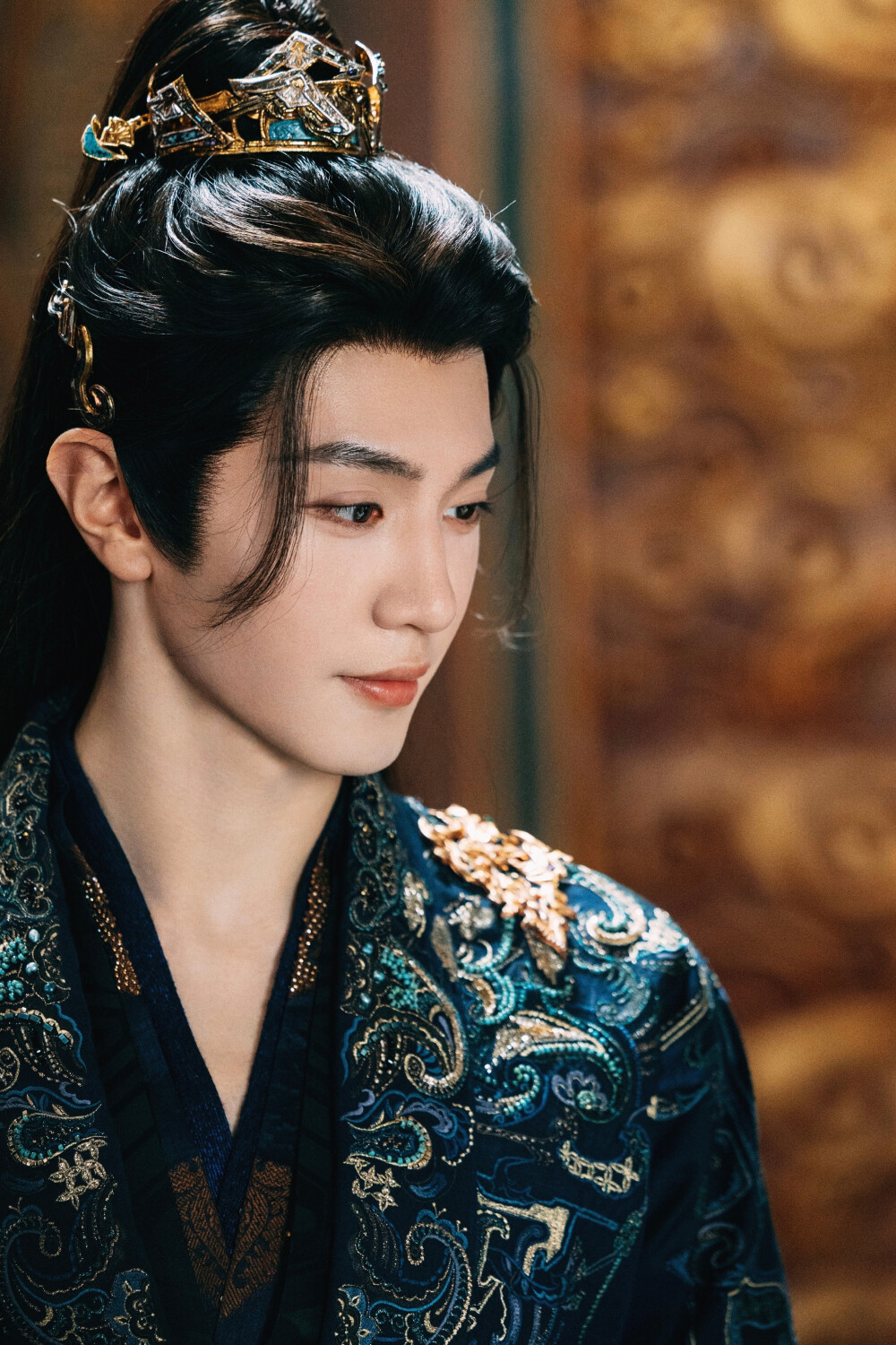 一笑随歌 凤随歌 @1间工作室