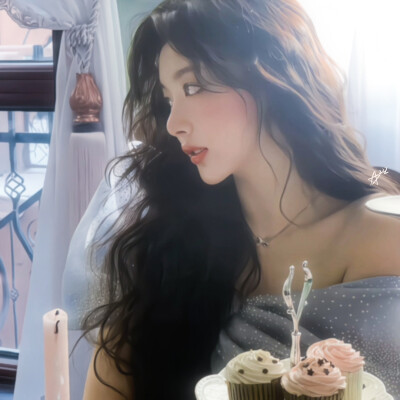 ＊Chandelier(水晶吊灯)''샹들리에(lustres)