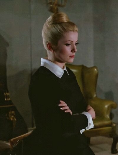Catherine Deneuve 