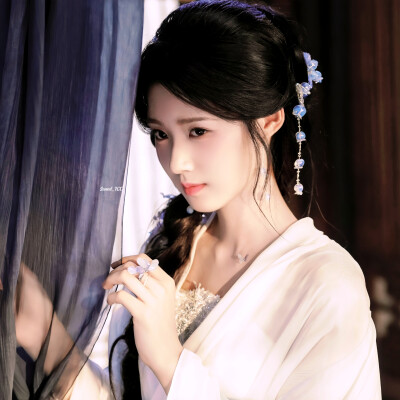 “你眼中的星河鹭起，是否也映着我的影子？”